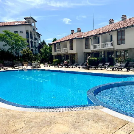 Marina K-s Triumph *