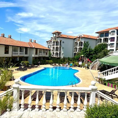 Marina K-s Triumph سفيتي فلاس