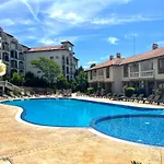 Marina K-s Triumph Apartment