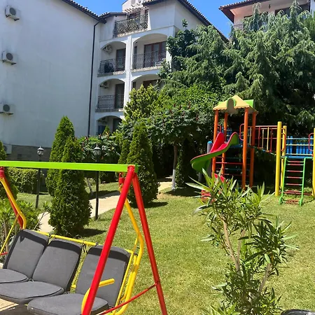 Marina K-s Triumph Apartman
