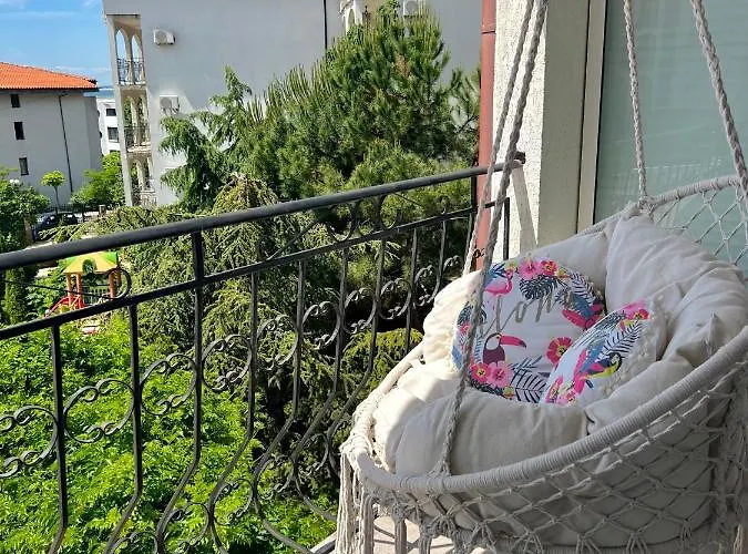 Marina K-s Triumph *