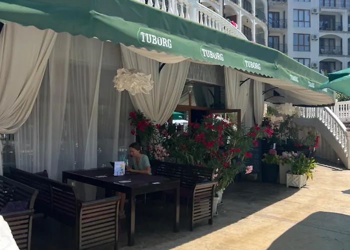 Marina K-s Triumph Apartman